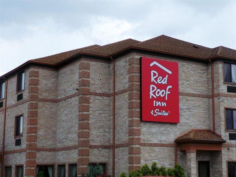 Red Roof Inn & Suites Detroit - Melvindale/Dearborn Exterior photo